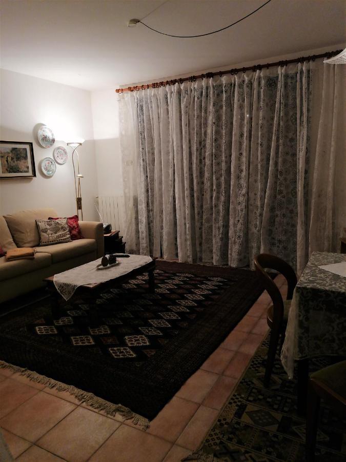 Апартаменти Casa Gisela Дезенцано-дель-Гарда Екстер'єр фото