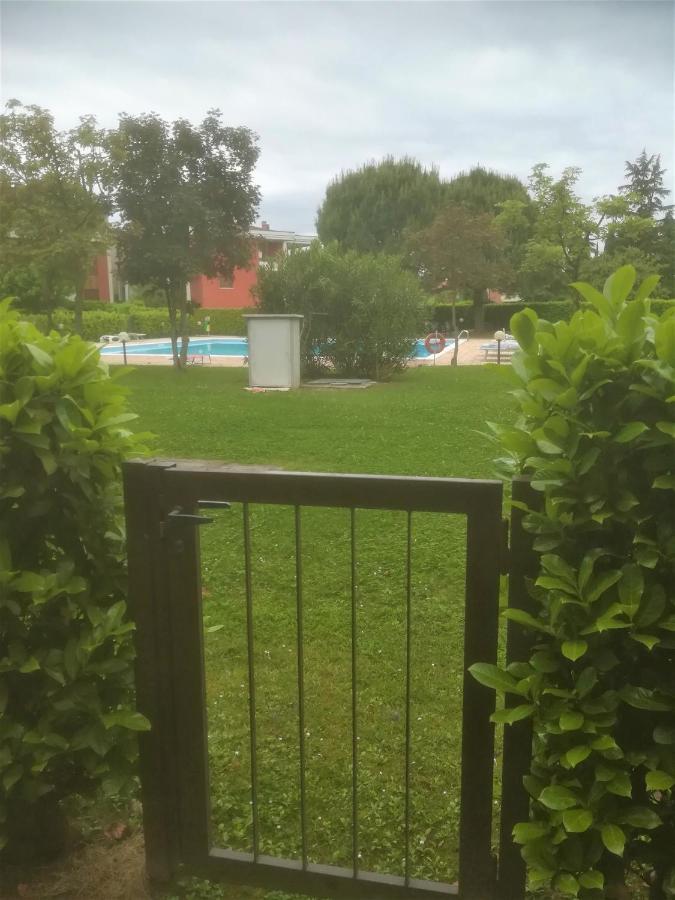 Апартаменти Casa Gisela Дезенцано-дель-Гарда Екстер'єр фото